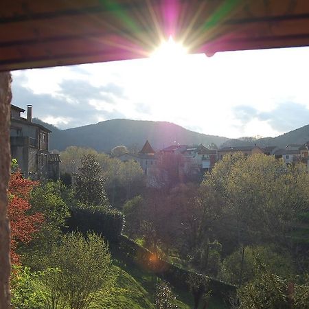Can Salgueda Santa Pau Luaran gambar
