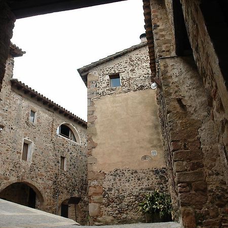 Can Salgueda Santa Pau Bilik gambar